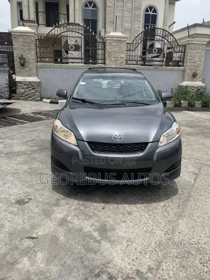 Toyota Matrix XRS Hatchback FWD (2.4L 4cyl 5A) 2010 Black