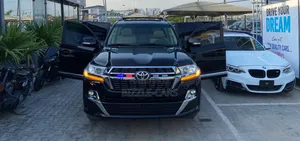 Toyota Land Cruiser 4.6 V8 VX-R 2014 Black