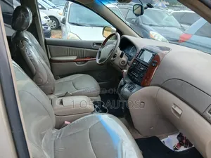 Toyota Sienna XLE AWD (3.3L V6 5A) 2004 Gold