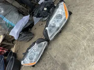 Ml350 Front Headlamp Non Intelligent Available Set