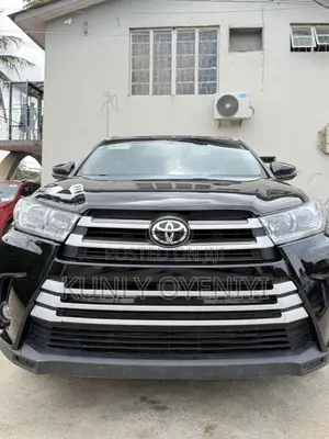 Toyota Highlander XLE V6 4x4 (3.5L 6cyl 6A) 2016 Black