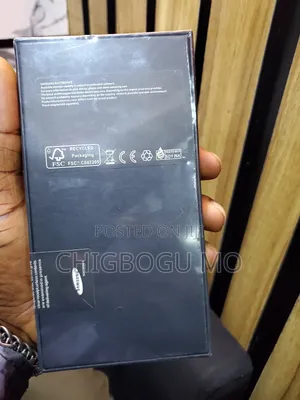 New Samsung Galaxy S22 5G 128 GB