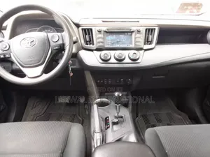 Toyota RAV4 2015 Silver
