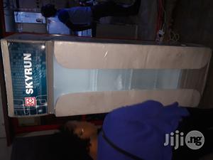 Show Glass
