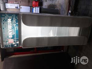 Show Glass