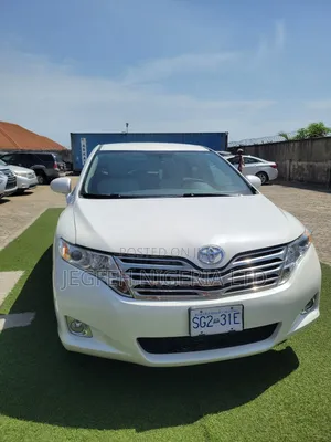 Toyota Venza 2009 White