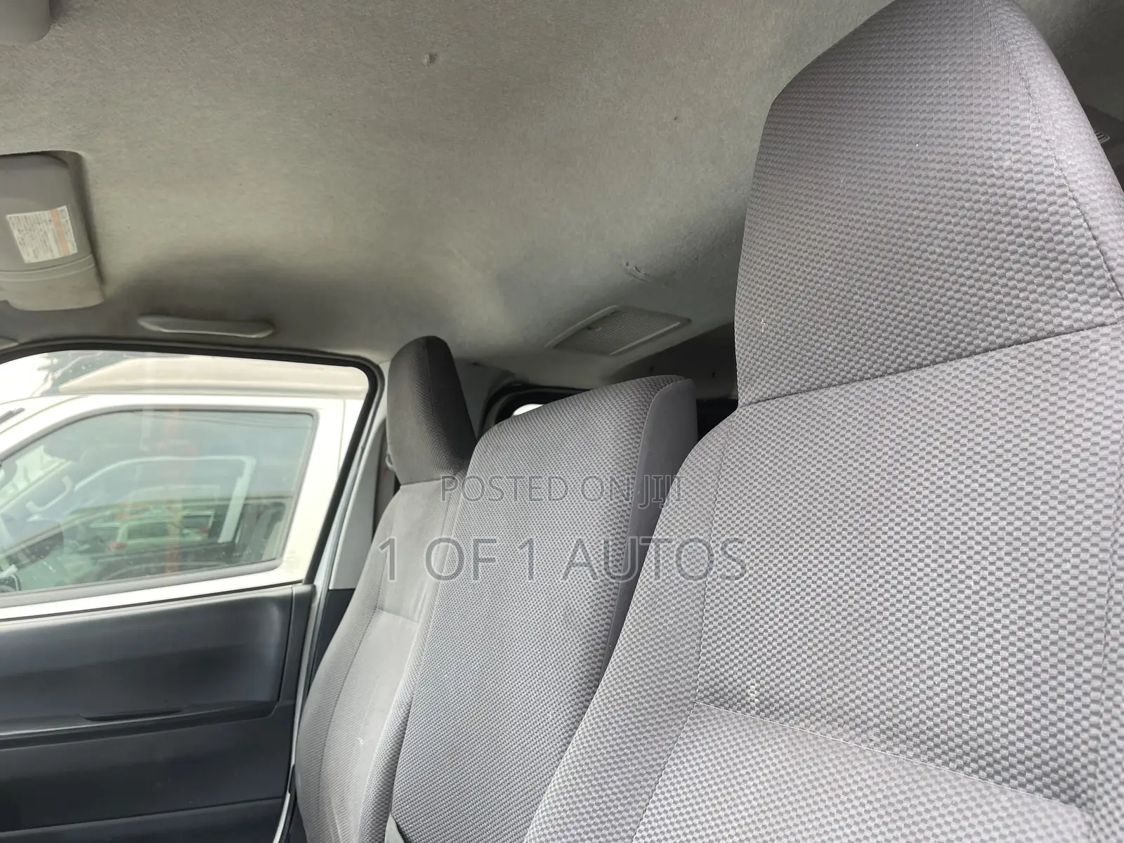 Toyota HiAce 2012 White