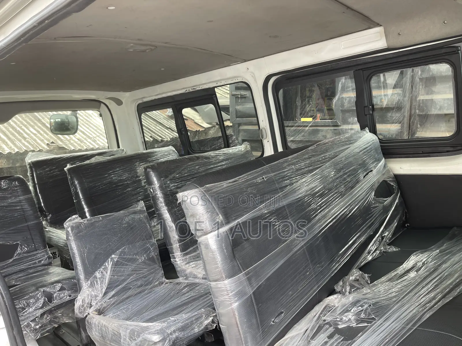 Toyota HiAce 2012 White