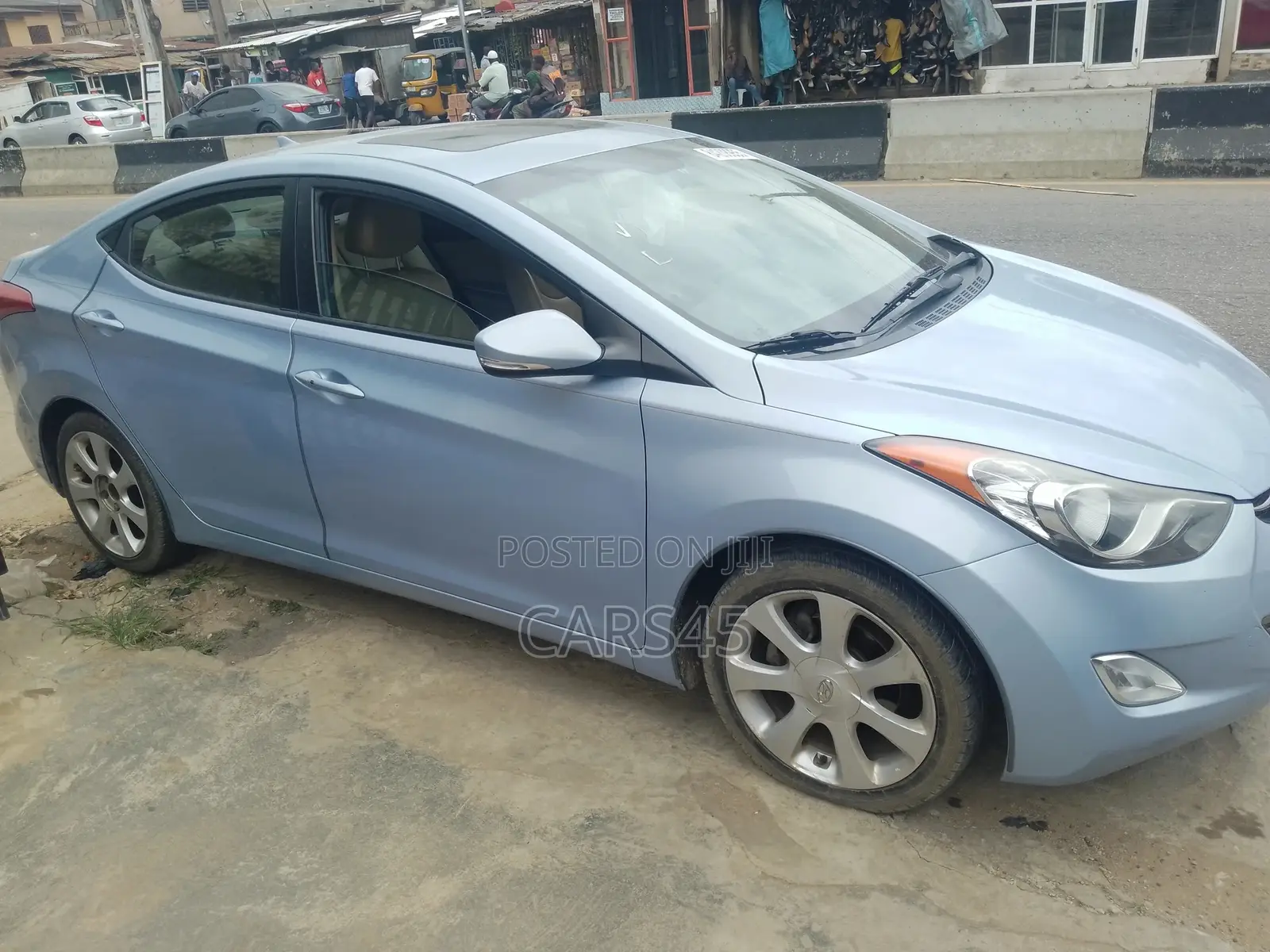 Hyundai Elantra 2012 Blue