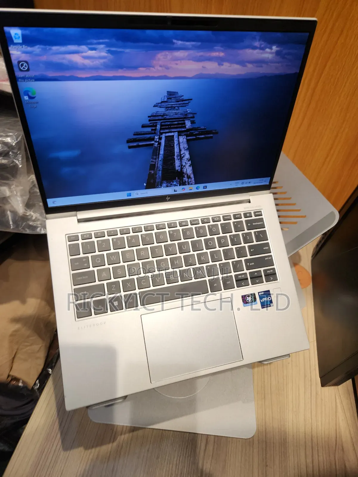 Laptop HP EliteBook 840 G9 8GB Intel Core i7 SSD 256GB