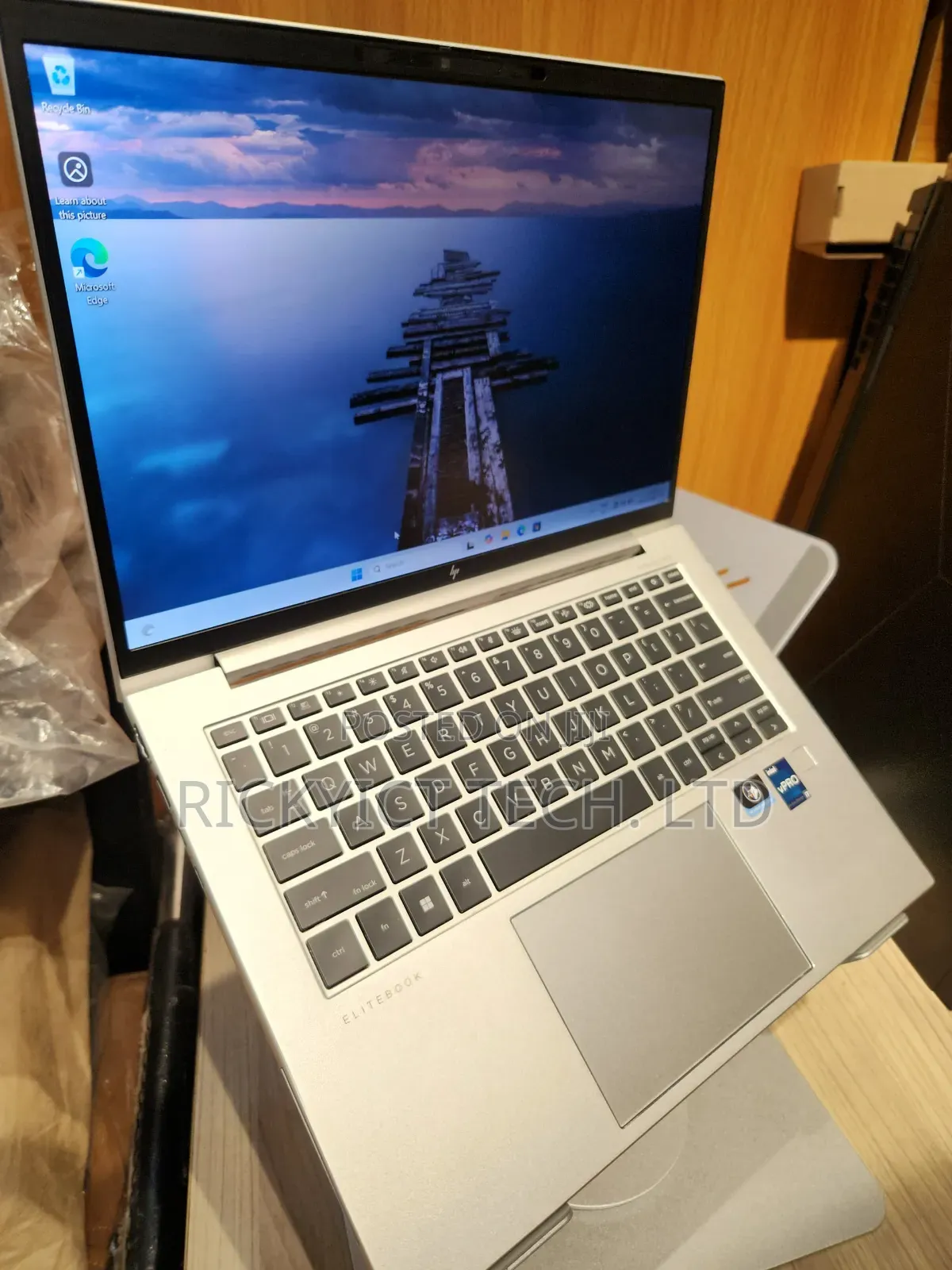 Laptop HP EliteBook 840 G9 8GB Intel Core i7 SSD 256GB