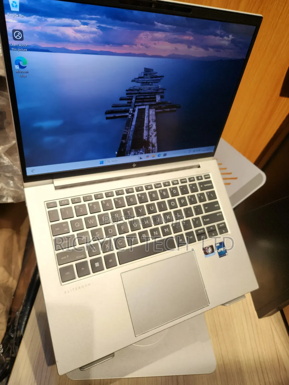 Laptop HP EliteBook 840 G9 8GB Intel Core i7 SSD 256GB