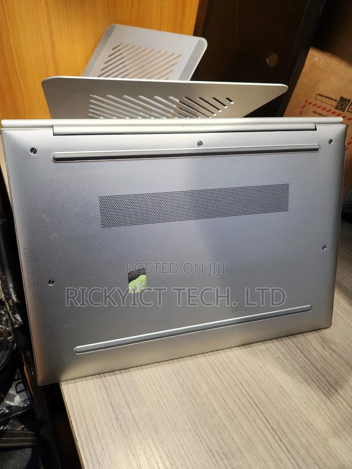 Laptop HP EliteBook 840 G9 8GB Intel Core i7 SSD 256GB