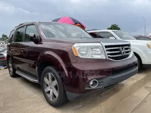 Honda Pilot Touring w/RES/Navi 4WD (3.5L 6cyl 5A) 2012 Maroon