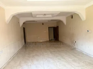 3bdrm Apartment in Agungi . for rent