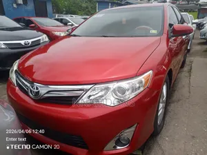 Toyota Camry LE 4dr Sedan (2.5L 4cyl 6A) 2014 Red