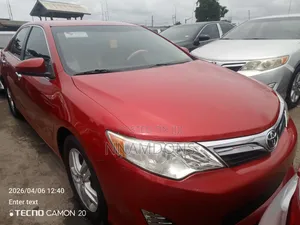 Toyota Camry LE 4dr Sedan (2.5L 4cyl 6A) 2014 Red