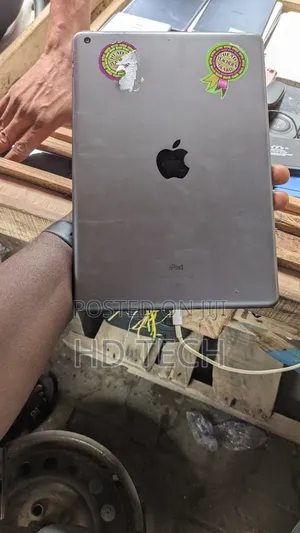Apple iPad 10.2 (2020) 32 GB Silver