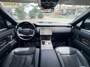 Land Rover Range Rover Vogue 2023 Black