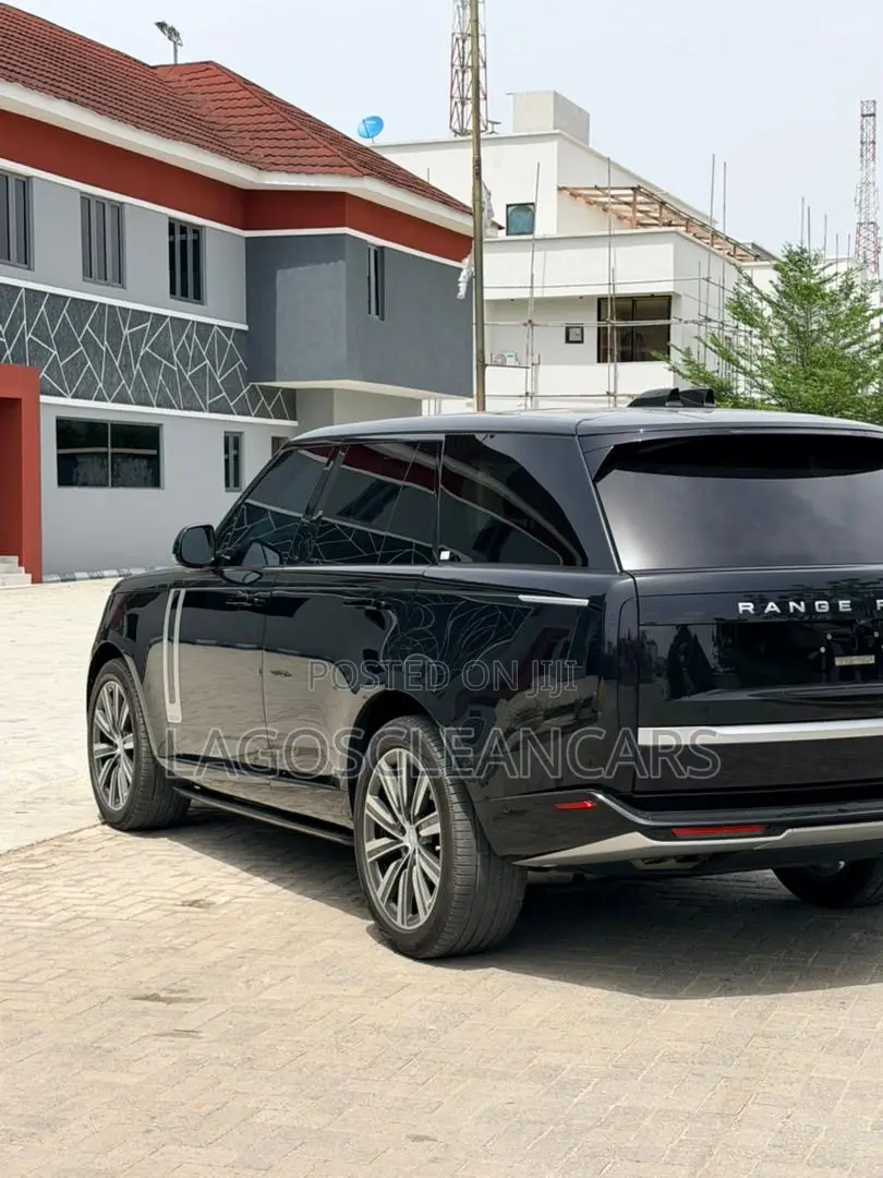 Land Rover Range Rover Vogue 2023 Black