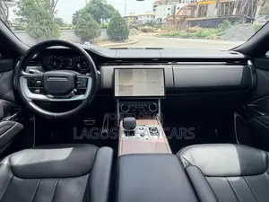 Land Rover Range Rover Vogue 2023 Black