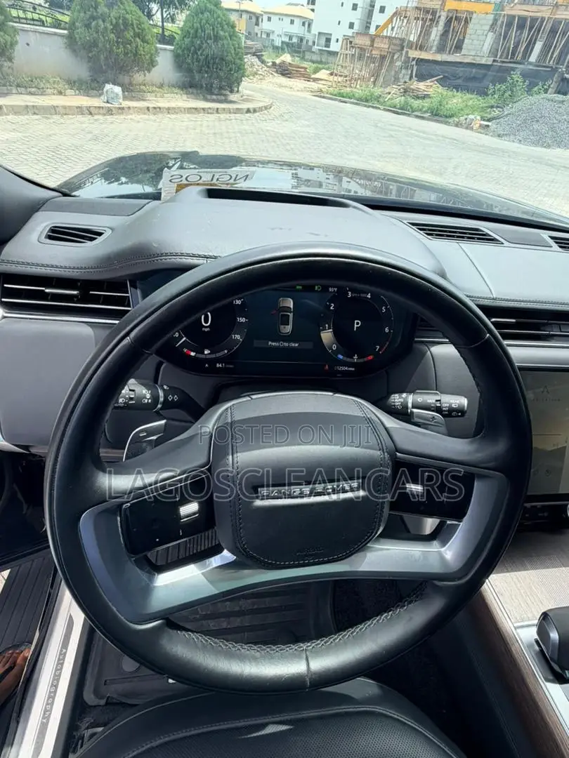 Land Rover Range Rover Vogue 2023 Black