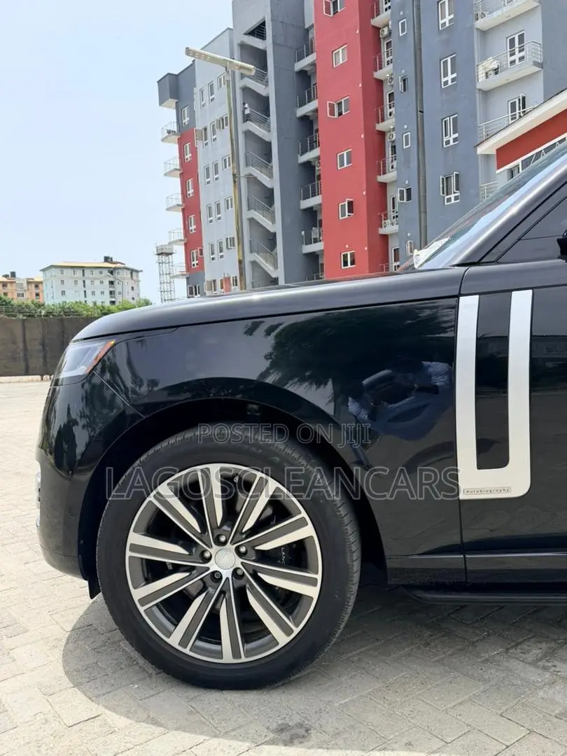 Land Rover Range Rover Vogue 2023 Black