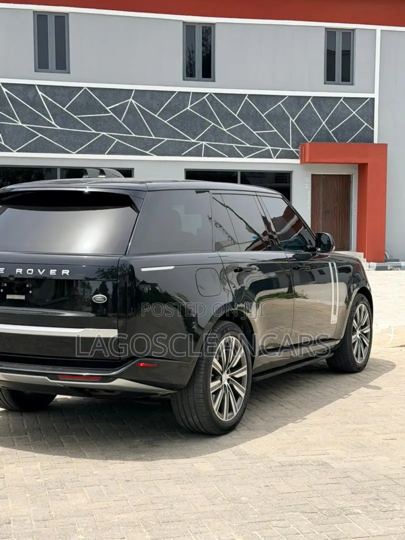 Land Rover Range Rover Vogue 2023 Black