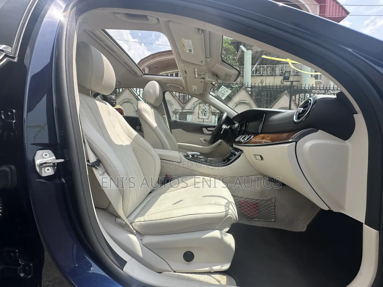 Mercedes-Benz E300 2018 Blue