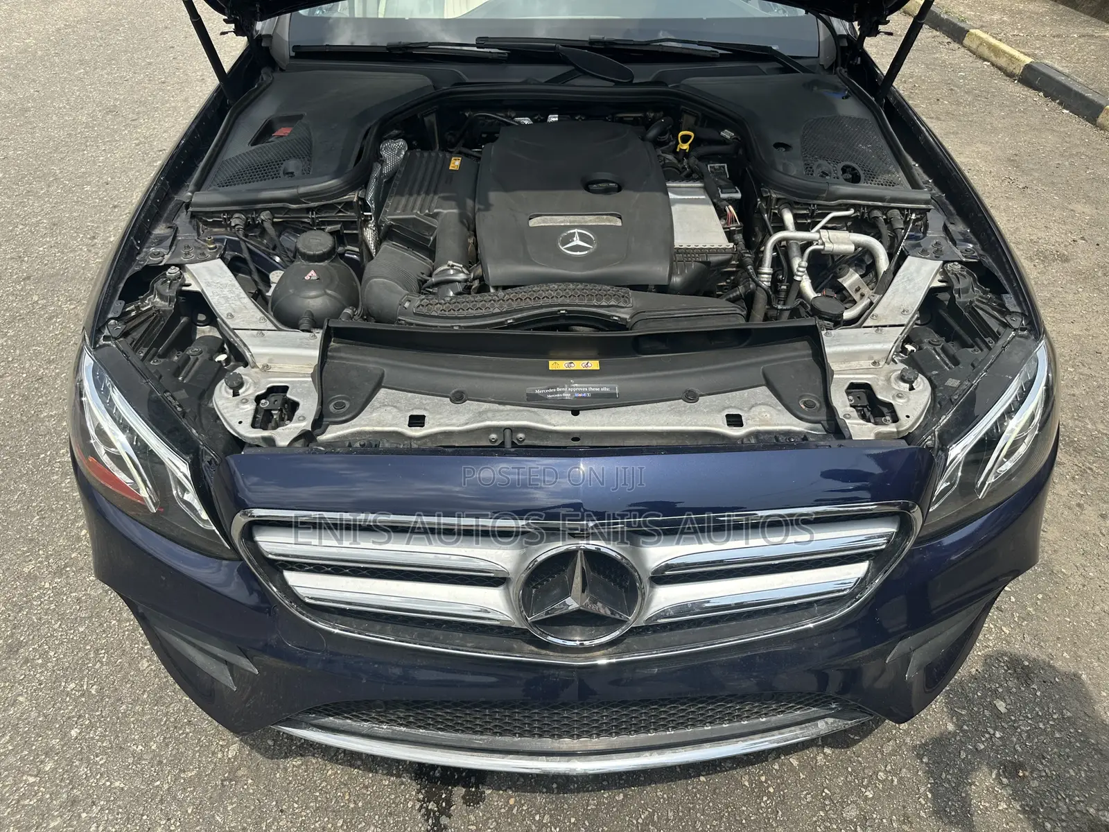 Mercedes-Benz E300 2018 Blue