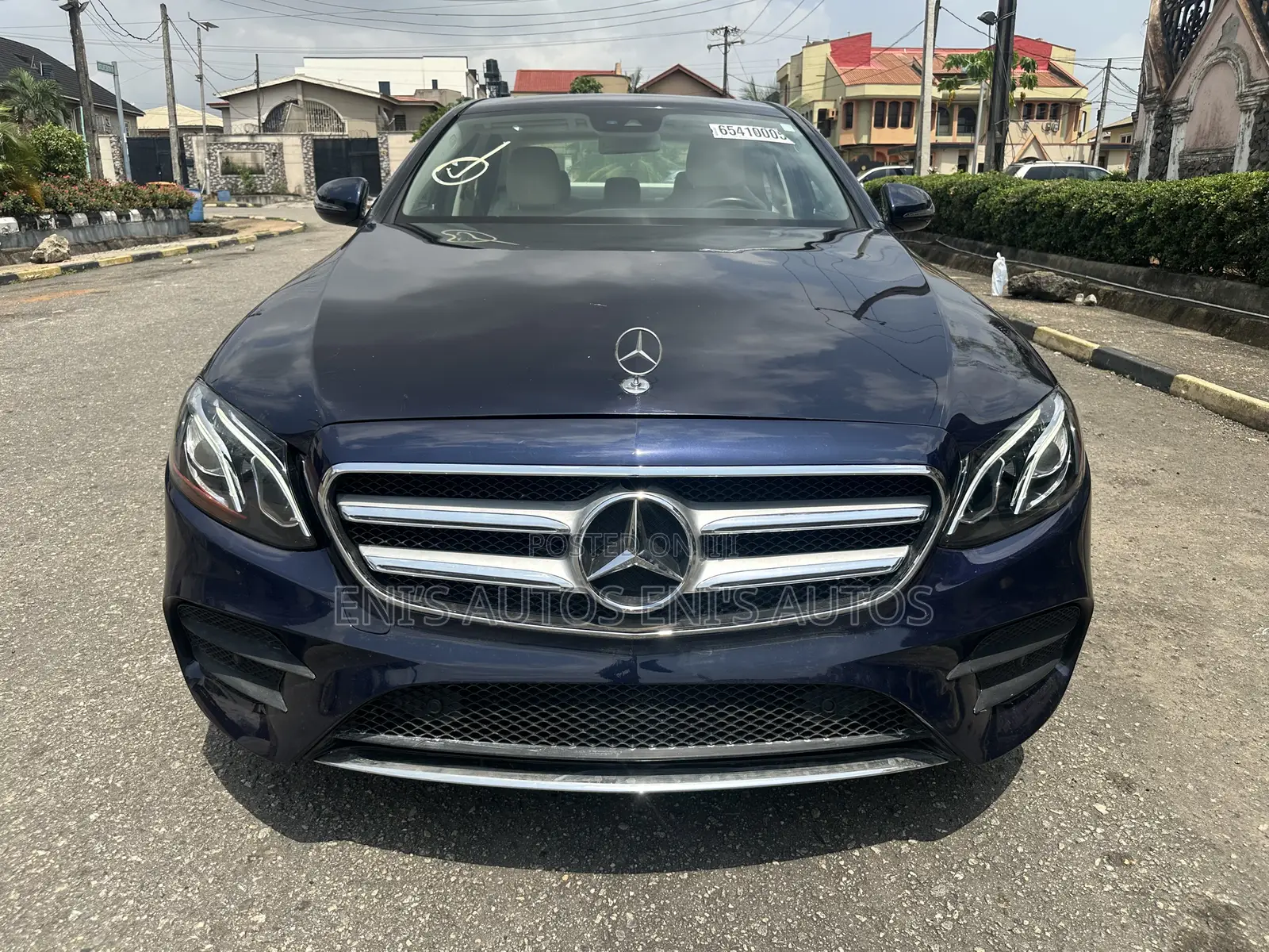 Mercedes-Benz E300 2018 Blue