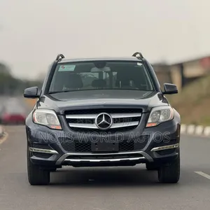 Mercedes-Benz GLK-Class Base GLK 350 4dr AWD 4MATIC (3.5L 6cyl 7A) 2015