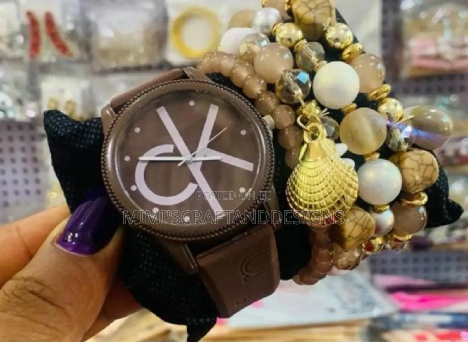 Unisex Ck Wristwatch With Bracelets