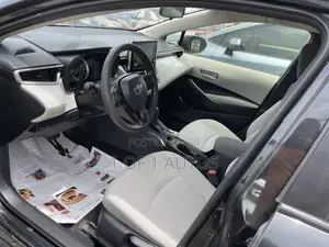 Toyota Corolla LE 2020 Black