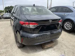 Toyota Corolla LE 2020 Black