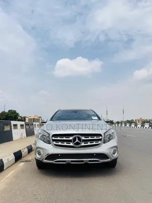 Mercedes-Benz GLA 250 2018 Silver