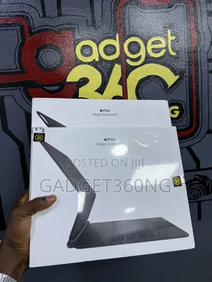 iPad Pro M4 M5 Magic Keyboard 13 Inches