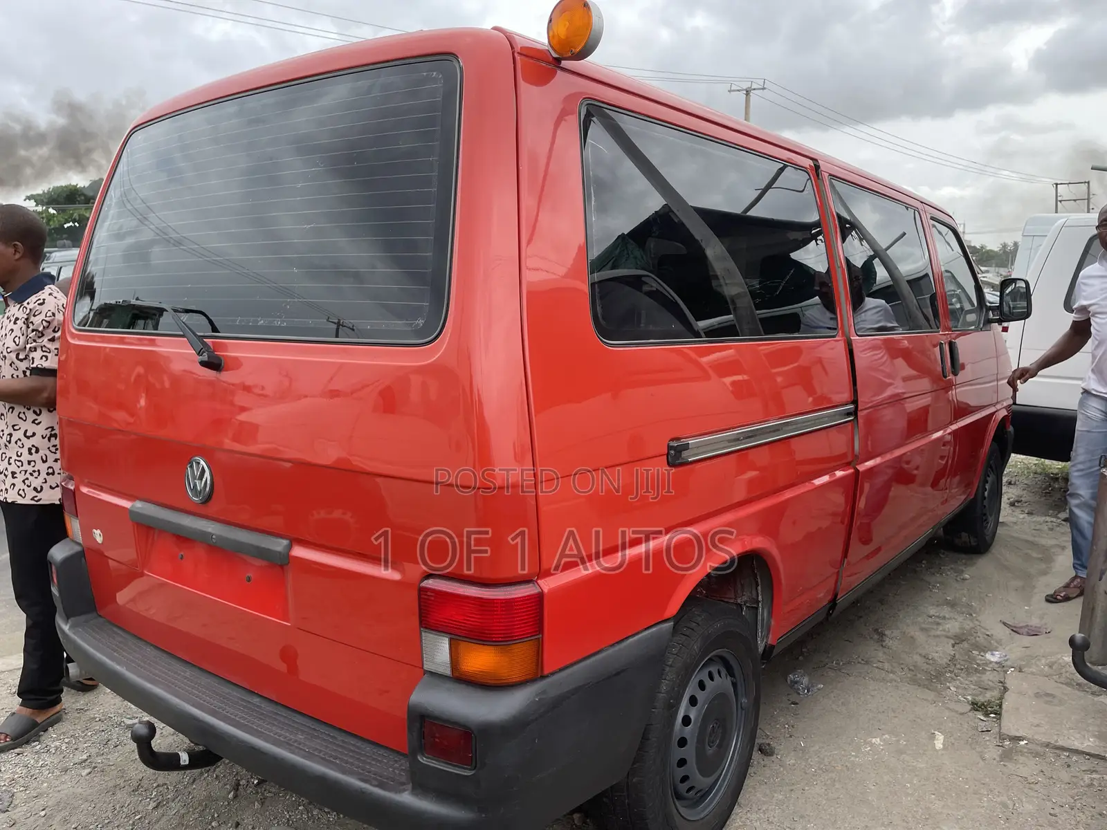 Volkswagen Transporter 2006 Orange