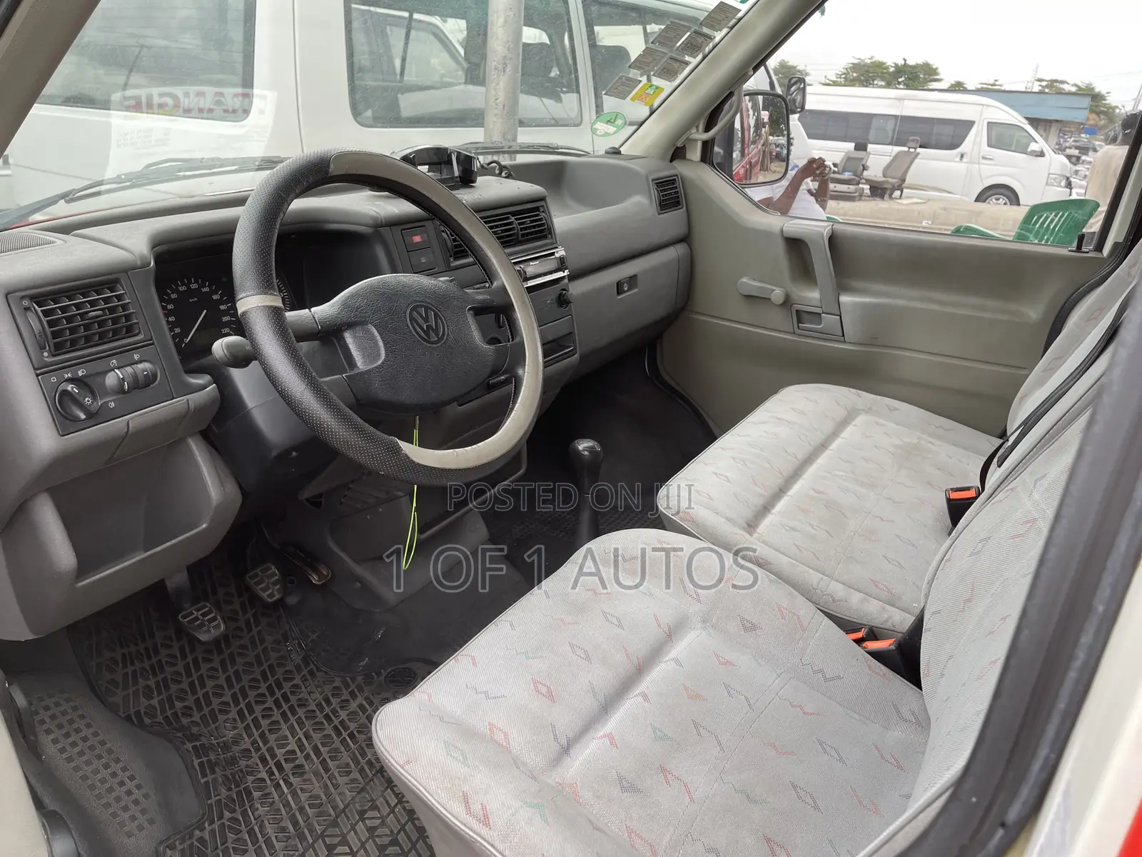 Volkswagen Transporter 2006 Orange