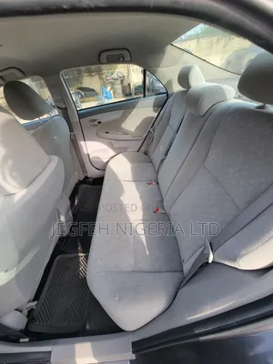 Toyota Corolla 2011 Gray
