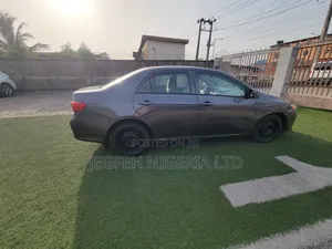 Toyota Corolla 2011 Gray