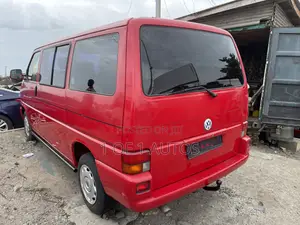 Volkswagen Transporter 2006 Red