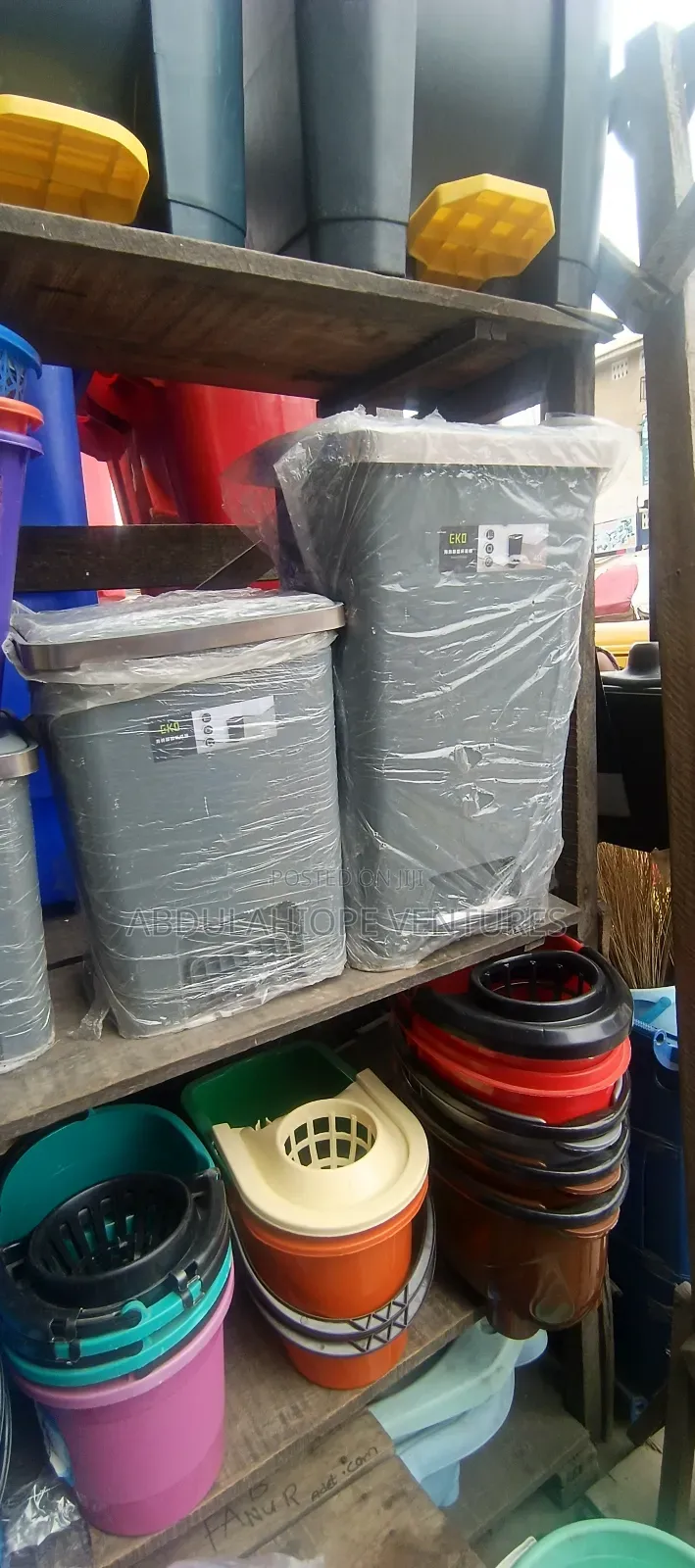 45l Imported Waste Bin With Pedal