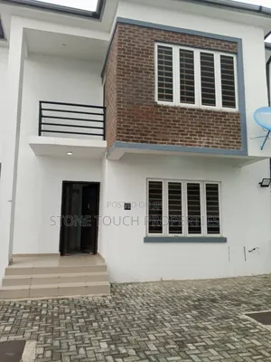 4bdrm Duplex in Chevron for rent
