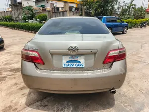 Toyota Camry 2.4 LE 2008 Gold