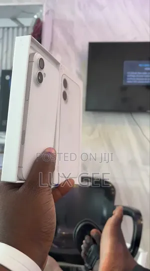 Apple iPhone 16 Plus 128 GB White
