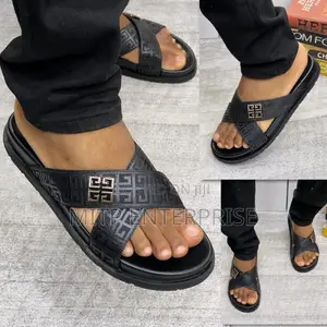 Men’S Cross Design Palm Slippers