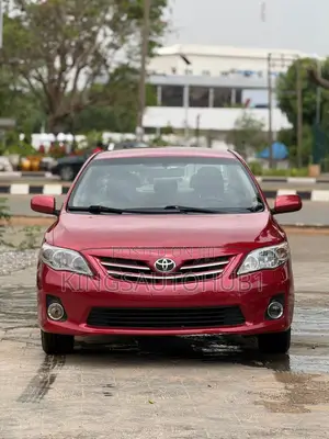 Toyota Corolla LE 4dr Sedan (1.8L 4cyl 4A) 2013 Red