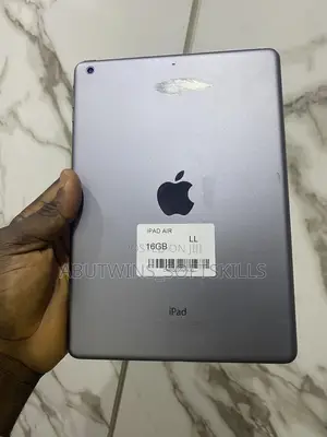 Apple iPad Air 16 GB Silver