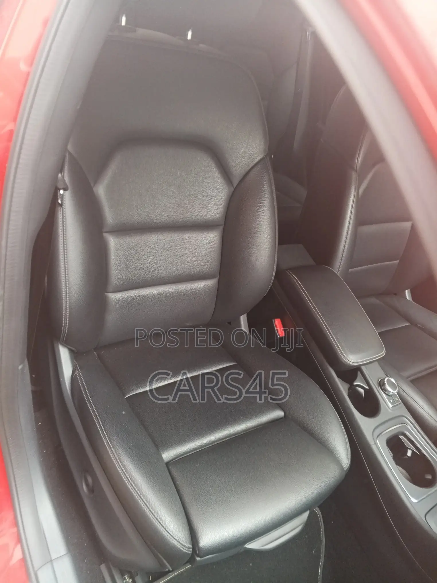 Mercedes-Benz GLA-Class 2016 Red